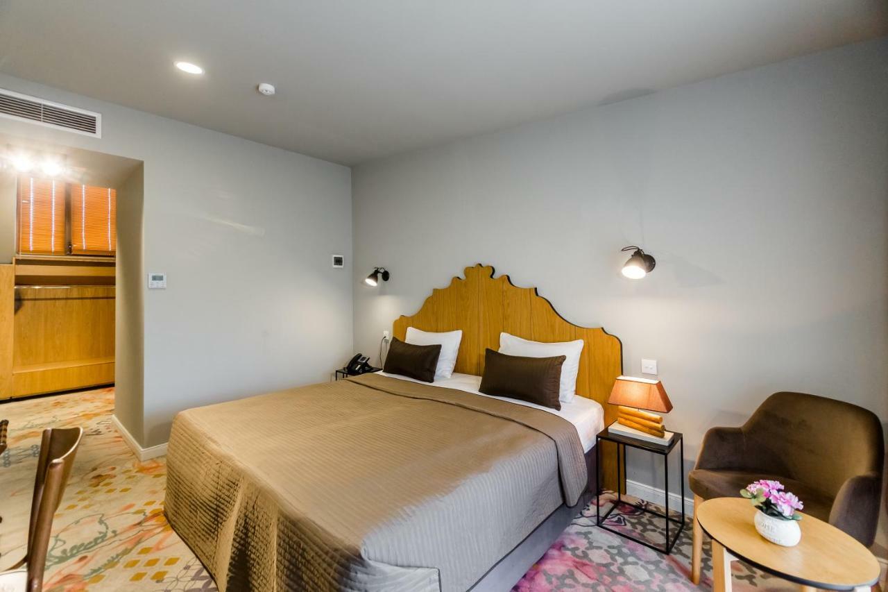 Rasta Boutique Hotel Meidan Tbilisi Esterno foto
