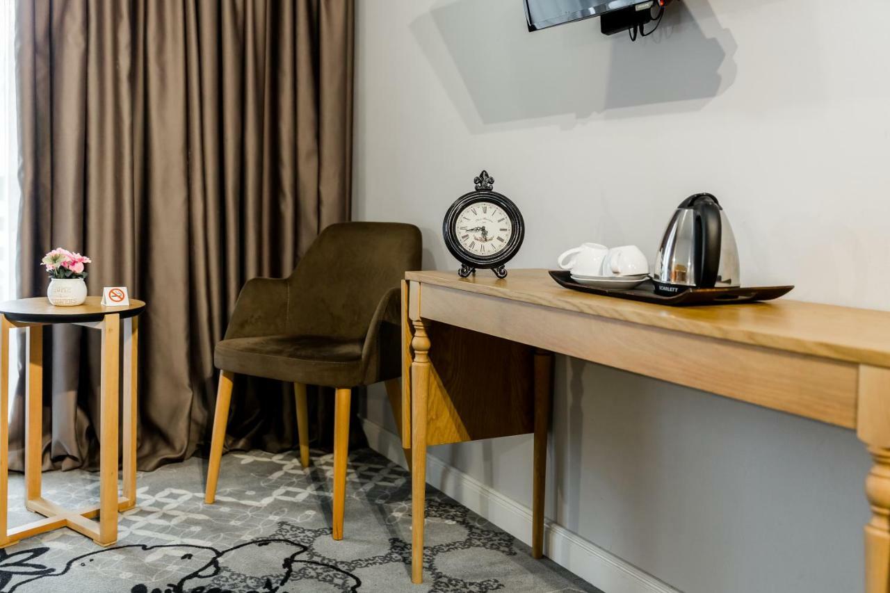 Rasta Boutique Hotel Meidan Tbilisi Esterno foto
