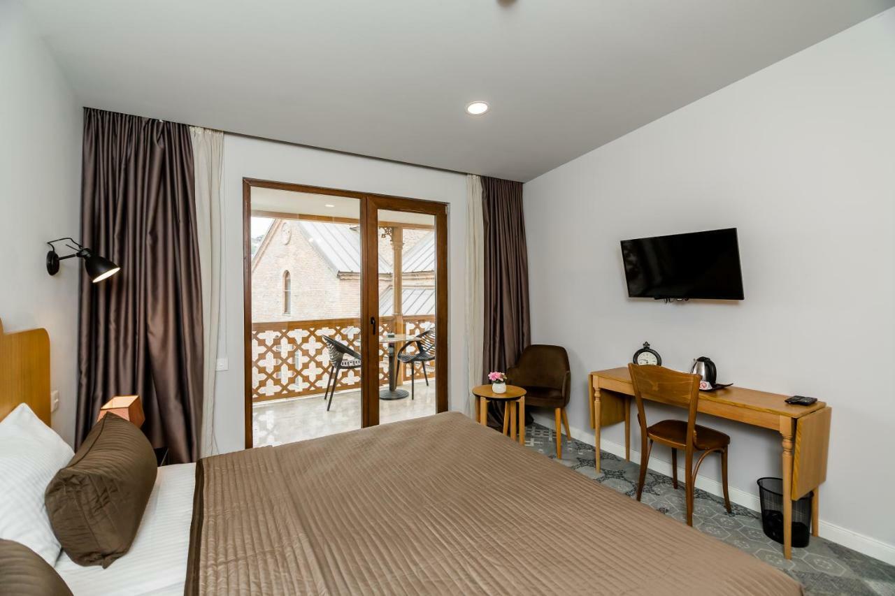 Rasta Boutique Hotel Meidan Tbilisi Esterno foto