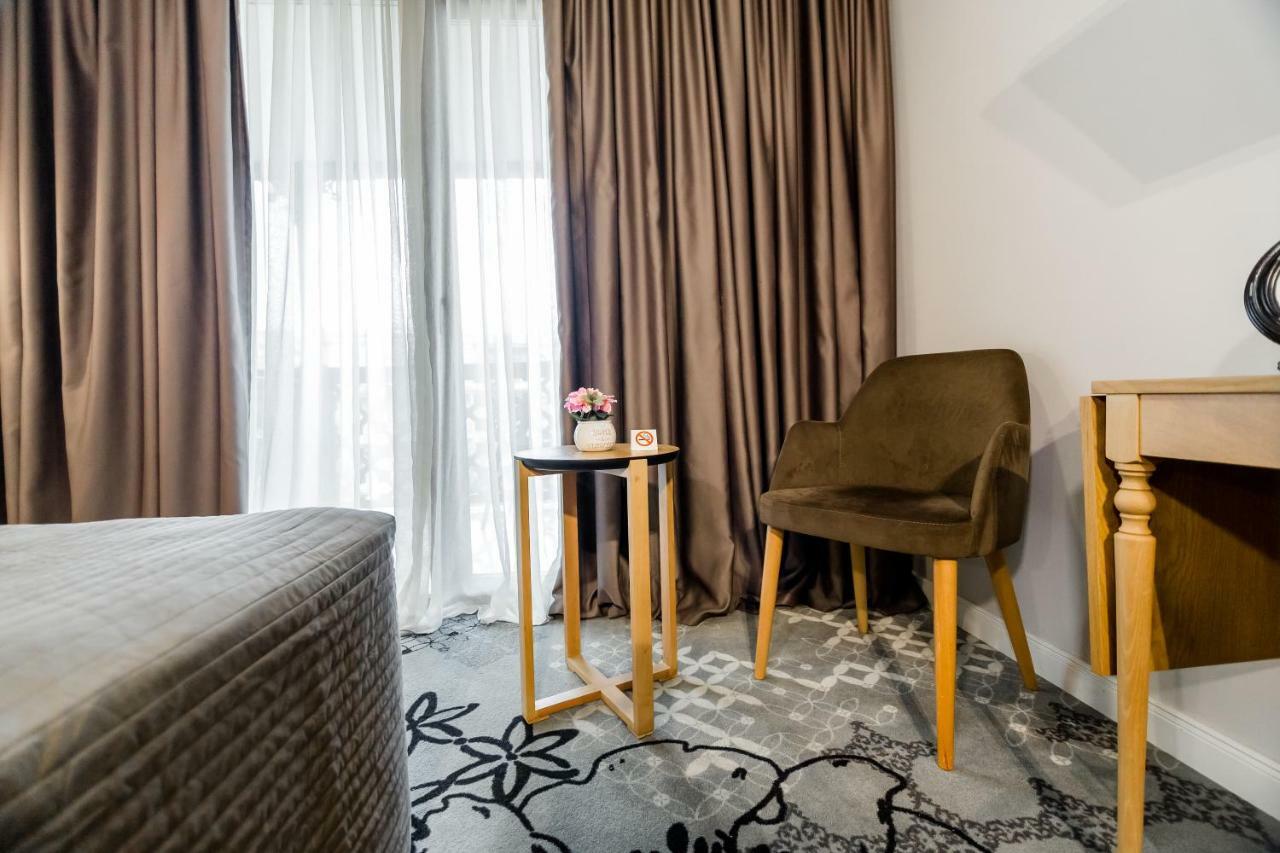Rasta Boutique Hotel Meidan Tbilisi Esterno foto